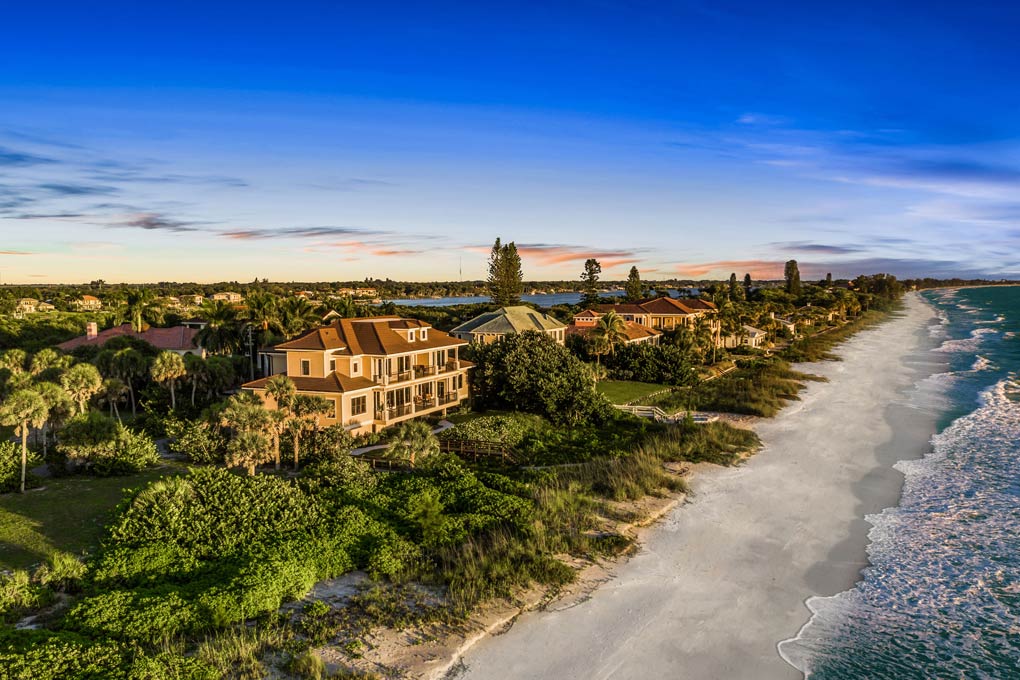 SOLD! No Reserve Auction Sets New Record Price