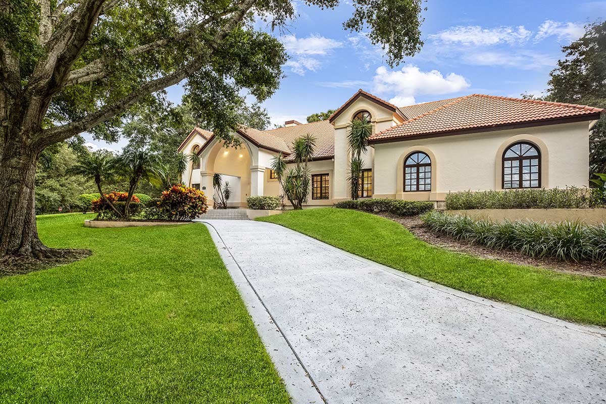 Prestigious Isleworth Golf & Country Club Estate on the 6th Tee